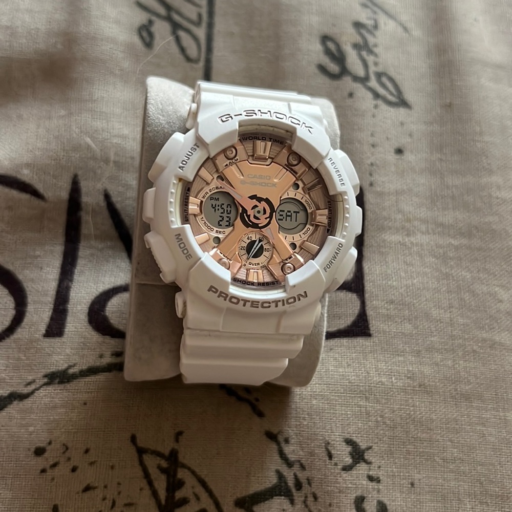 COPY - G shock watch